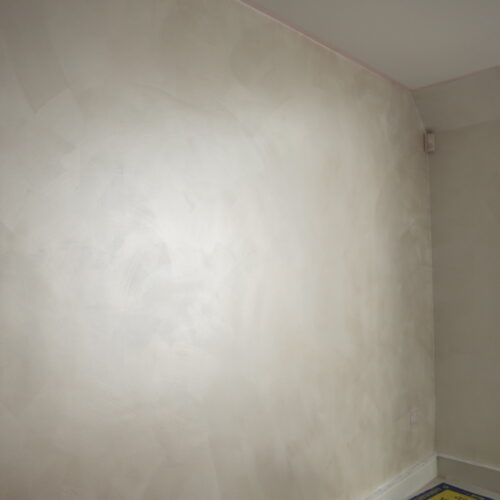 Mother-of-pearl Silver Lustre Wall, Private Residence, London